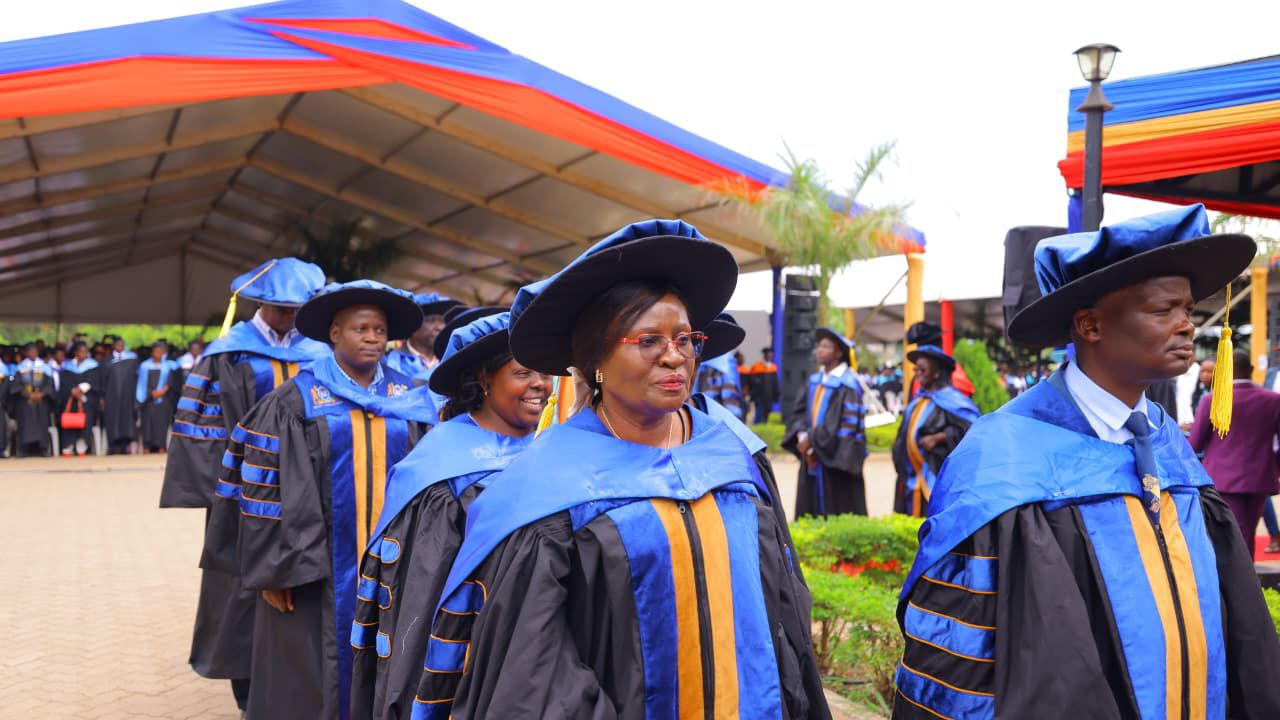 2025 GRADUATION CEREMONY - Photo 2