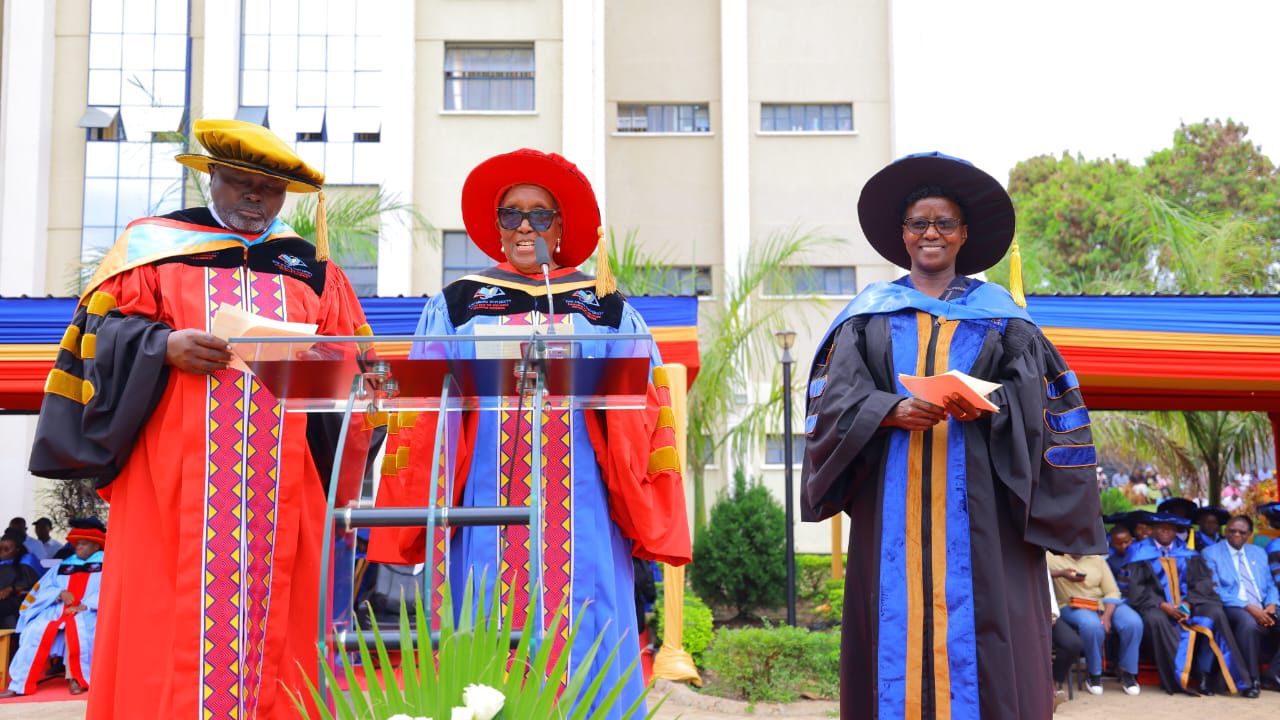 2025 GRADUATION CEREMONY - Photo 16